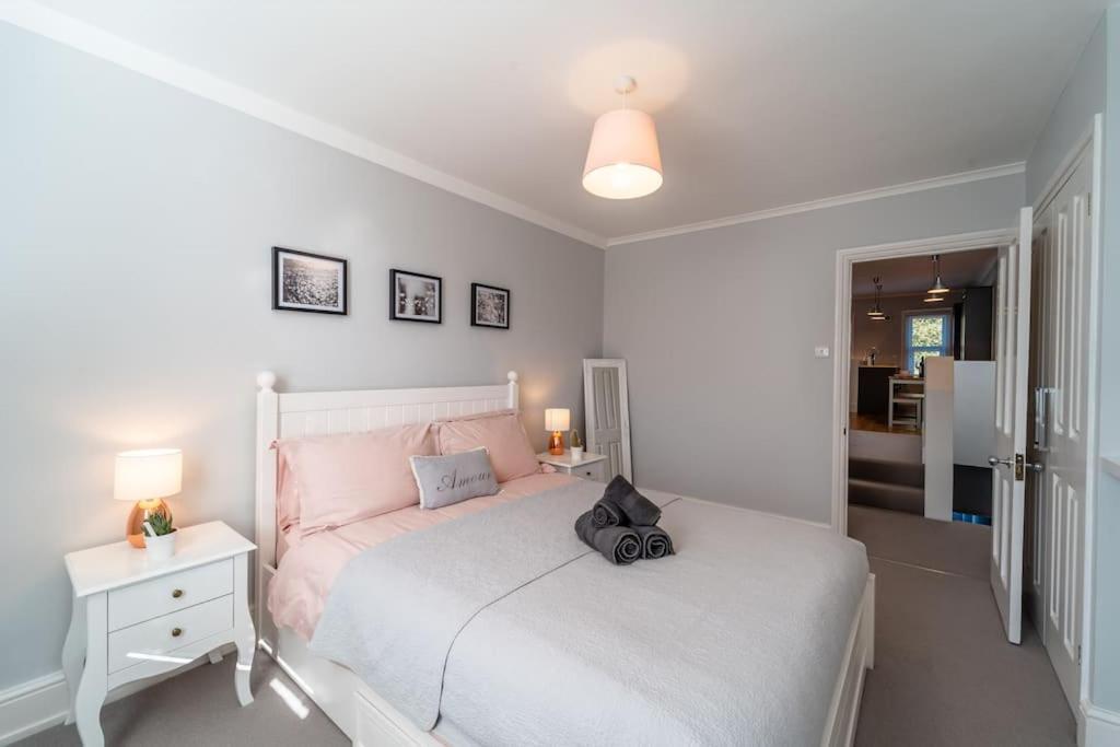 A Beautiful And Stylish 2 Bed Flat Close To Beach Bournemouth Exterior photo